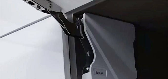 freely stop lifting gas support - quick release design